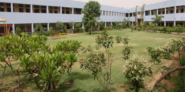 PINEWOOD INTERNATIONAL BOARDING SCHOOL